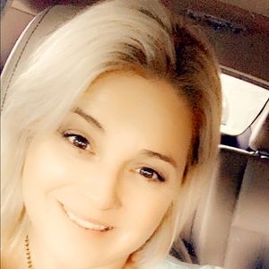 Meet your Posher, Cherie